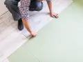 Jaką izolację pod ogrzewanie podłogowe wybrać, by zaoszczędzić?