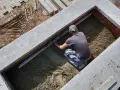 Ile wody szklanej do zaprawy - kluczowe proporcje dla budowy