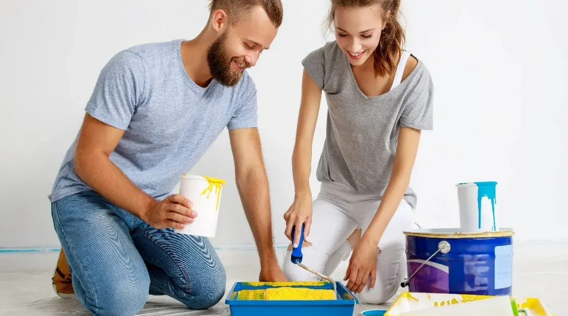 Jaka farba do tynku strukturalnego? Wybierz najlepszą opcję dla siebie